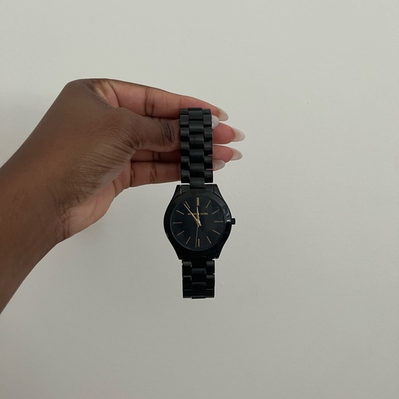 BLACK MICHAEL KORS WATCH - Picture 3 of 3